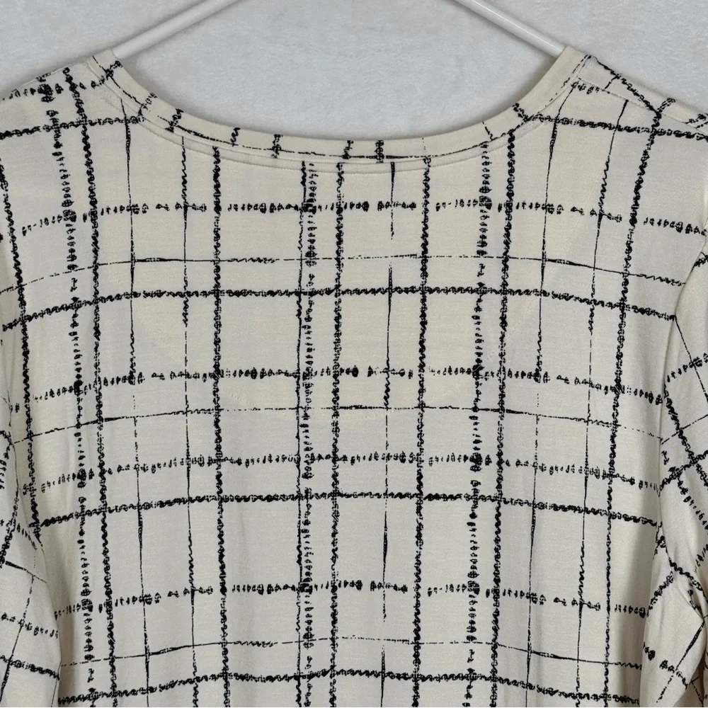 NWT Chico’s Touch of Cool Plaid Long Sleeve Layering Tee Cream XL